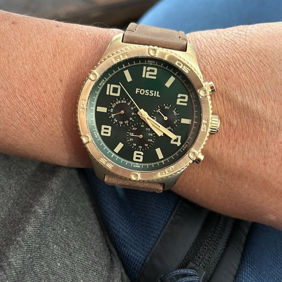 Fossil men’s leather watch green dial - Picture 4 of 4
